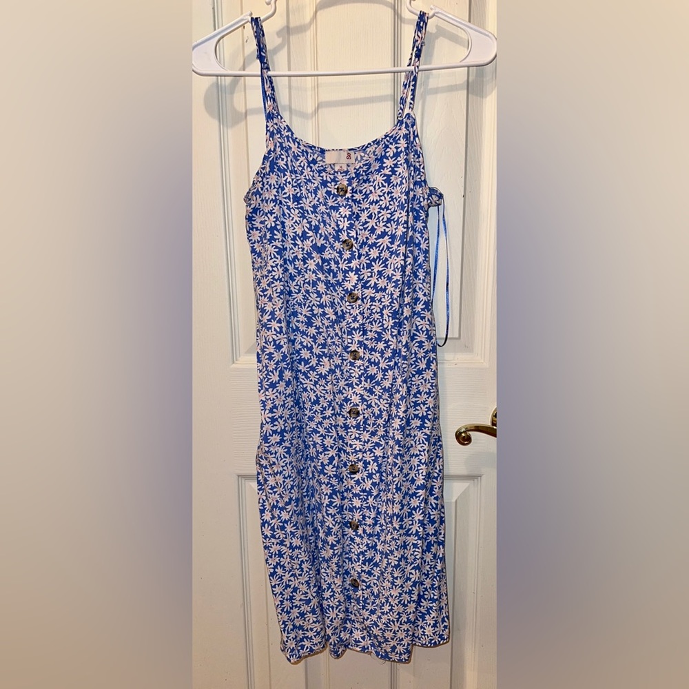 SO Light blue floral sundress. SIZE XL.